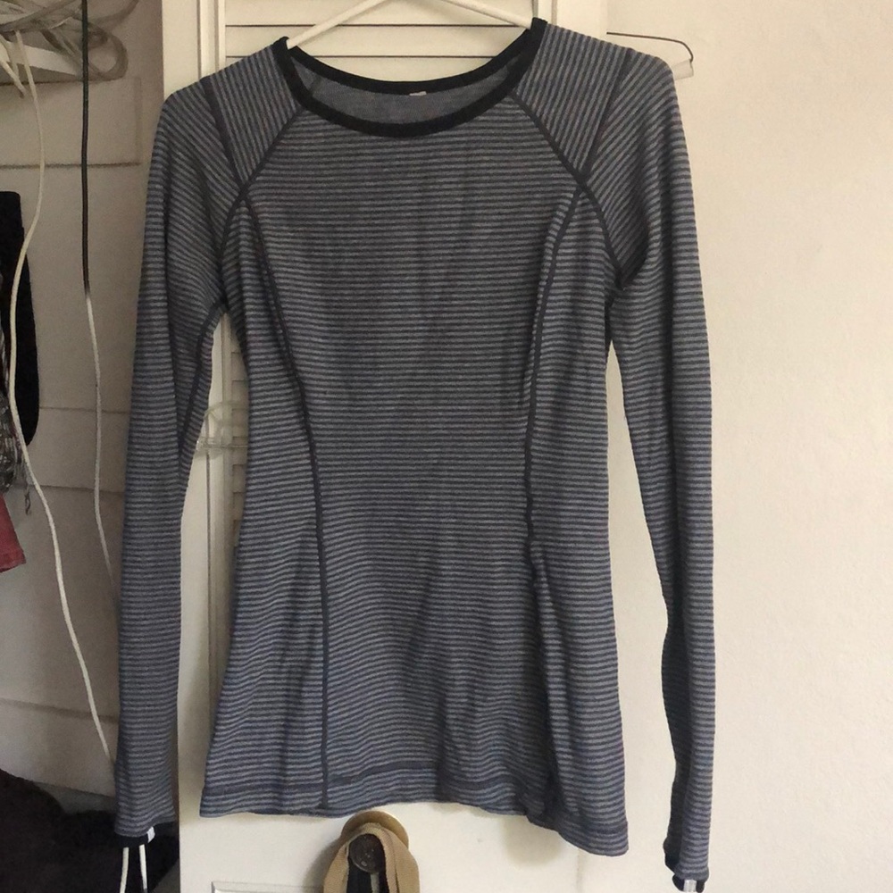 Long sleeve lululemon top